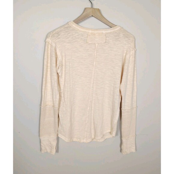 We The Free By Free Peo ple Phoebe Henley Top Medium NWOT - Picture 9 of 13